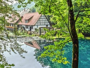 Mehr über den Artikel erfahren Ausflug an den Blautopf